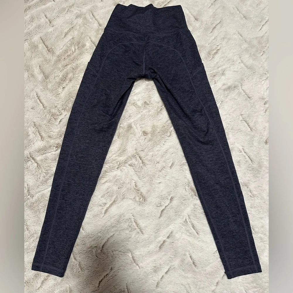 Aerie Offline High Waisted The Hugger Legging Hi-Rise - Picture 12 of 16